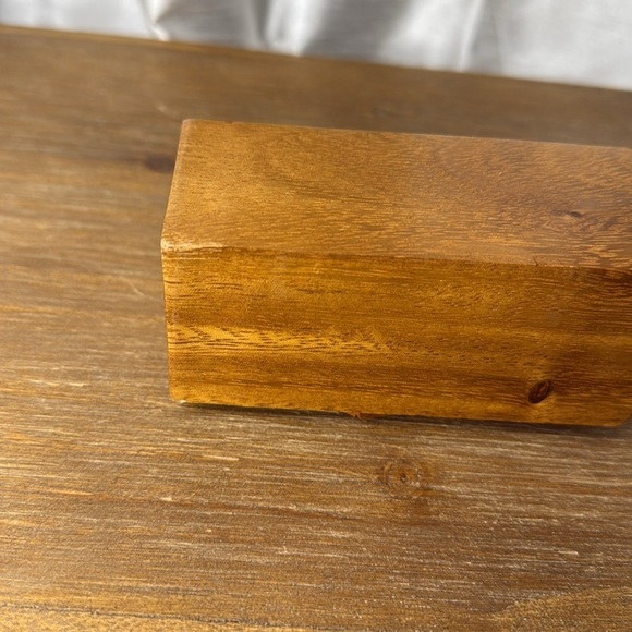 Vintage Wooden Fish Salt & Pepper Shakers - Picture 7 of 10